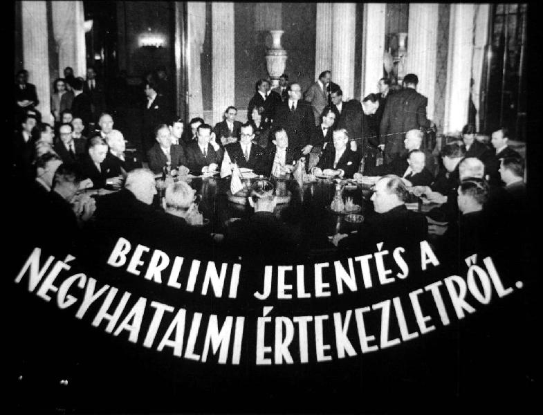 Berlini jelentés a négyhatalmi értekezletről
