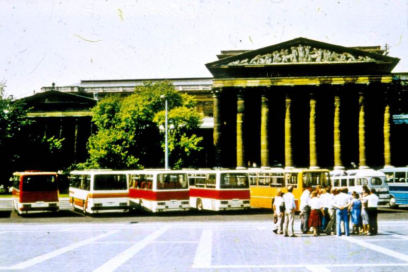Budapesti városnézés : Pest IV.