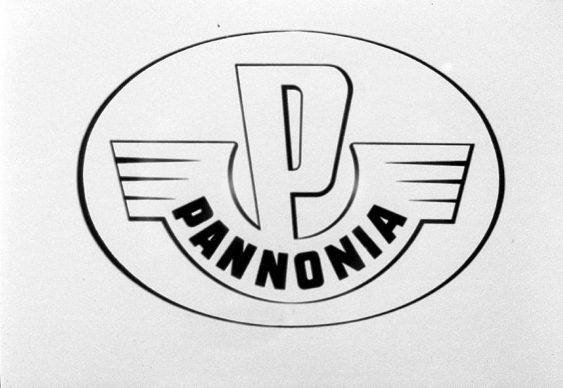 Csepeli Kerékpár és Varrógépgyár PANNONIA varrógépek